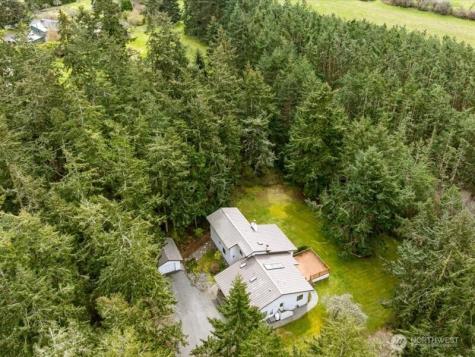 2047 Briarwood Drive Oak Harbor WA 98277