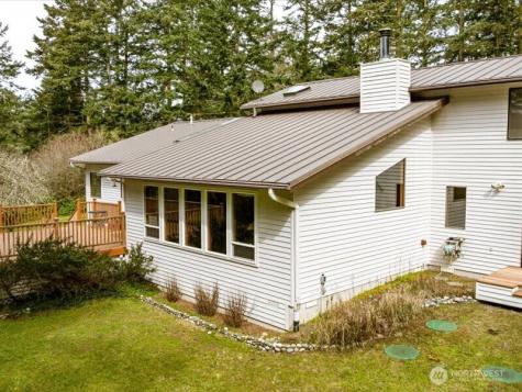 2047 Briarwood Drive Oak Harbor WA 98277