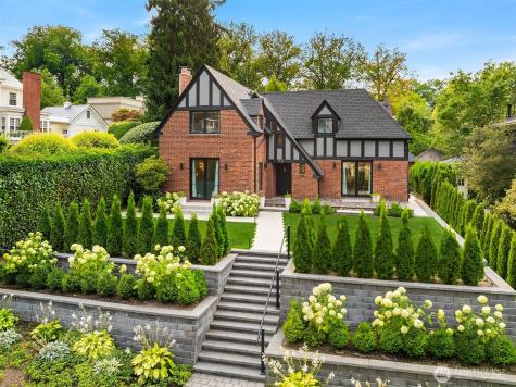 1111 37th Avenue E Seattle WA 98112