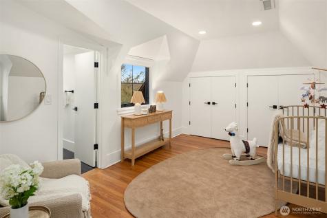1111 37th Avenue E Seattle WA 98112