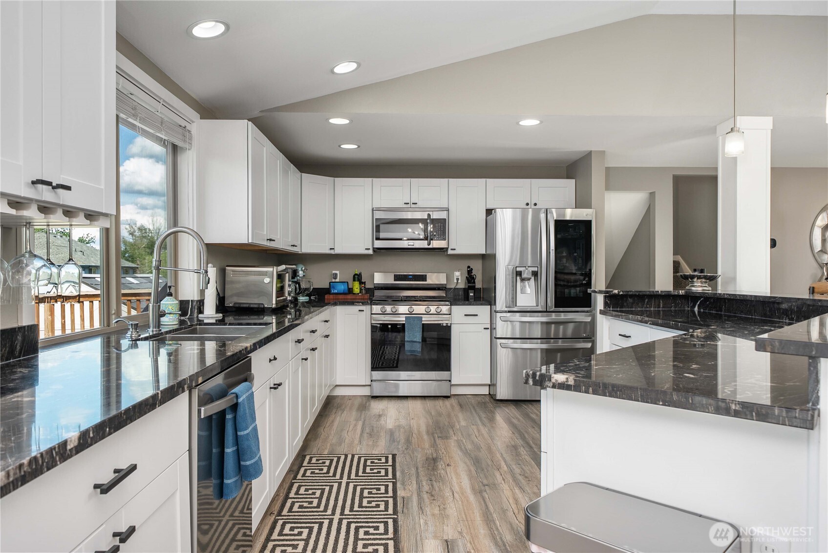 11719 8th Street E Edgewood WA 98372