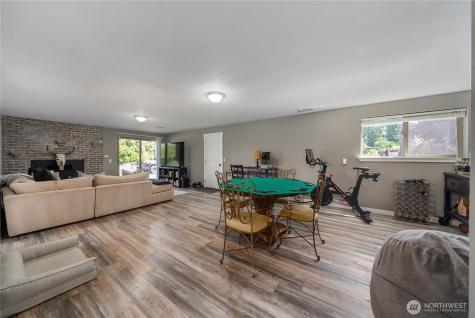 11719 8th Street E Edgewood WA 98372