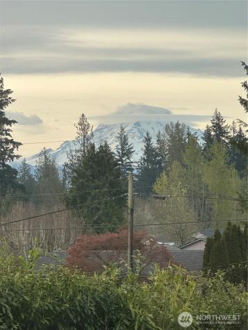 11719 8th Street E Edgewood WA 98372