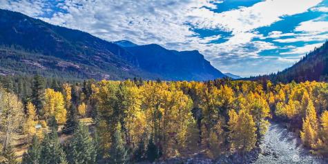 26 Mercer Road Mazama WA 98833