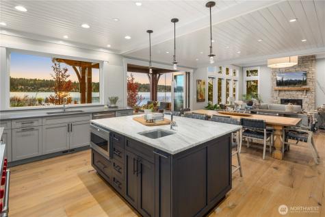 3123 E Lake Sammamish Parkway NE Sammamish WA 98074