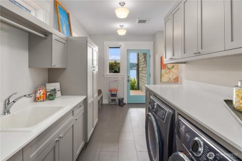 3123 E Lake Sammamish Parkway NE Sammamish WA 98074