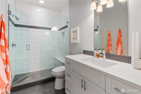 3123 E Lake Sammamish Parkway NE Sammamish WA 98074