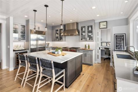 3123 E Lake Sammamish Parkway NE Sammamish WA 98074