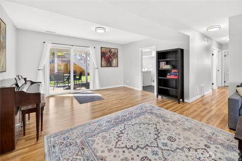 7827 S 114th Street Seattle WA 98178