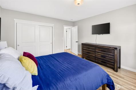 7827 S 114th Street Seattle WA 98178