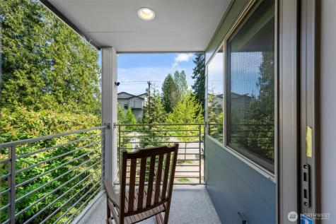 19305 7th Ave W Lynnwood WA 98036