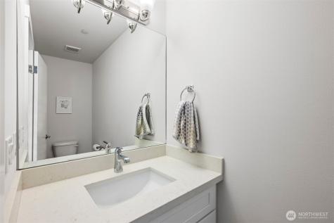 19305 7th Ave W Lynnwood WA 98036