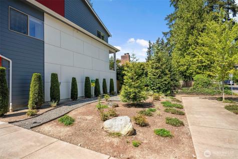 19305 7th Ave W Lynnwood WA 98036