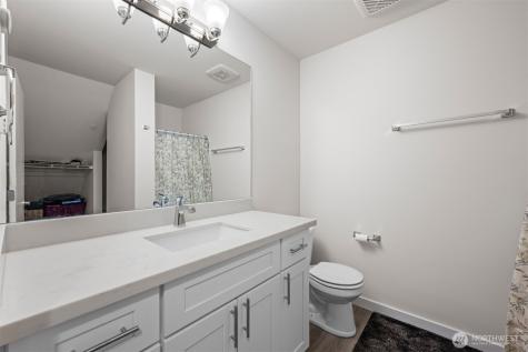 19305 7th Ave W Lynnwood WA 98036