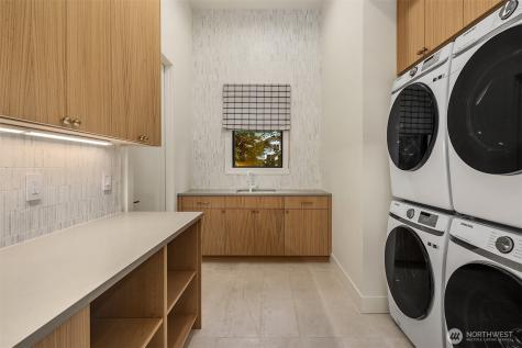2131 104th Place SE Bellevue WA 98004