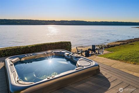 13967 SW 248th Street Vashon WA 98070