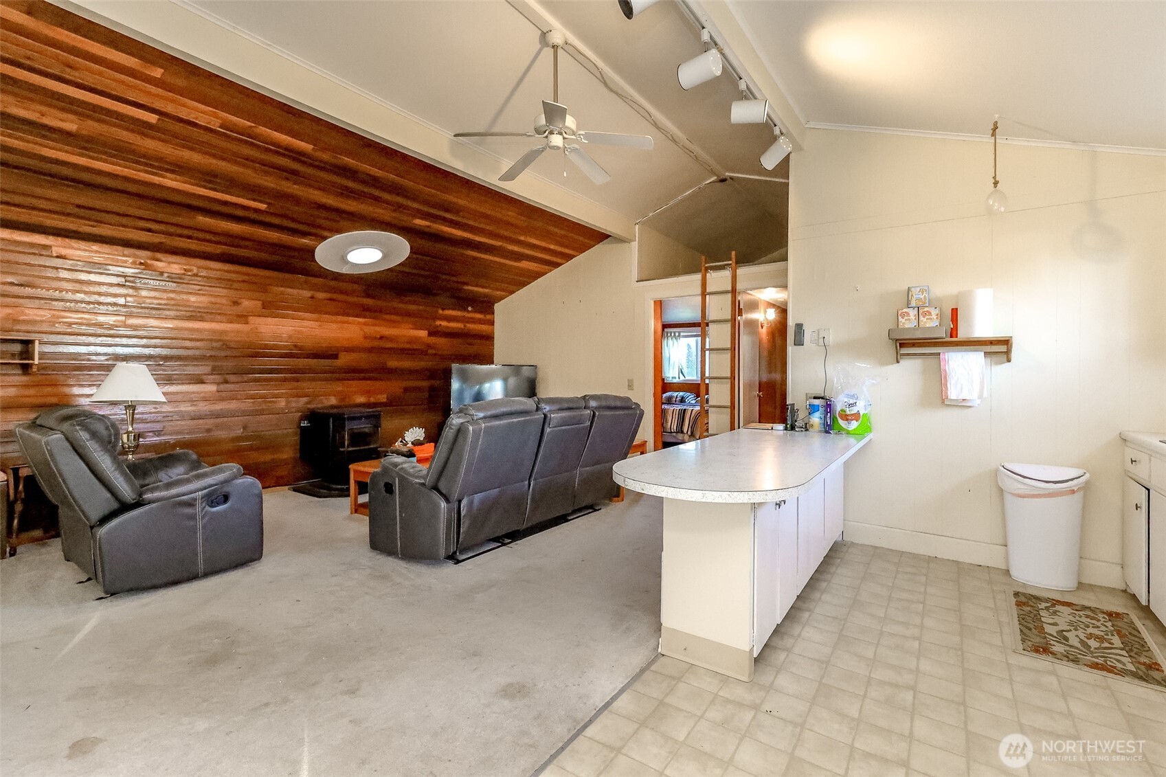 199 Wishkah Street SW Ocean Shores WA 98569