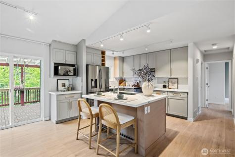 1281 SW Othello Street Seattle WA 98106