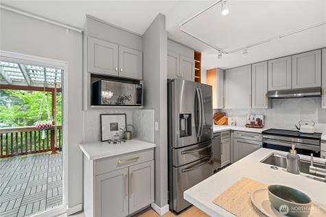 1281 SW Othello Street Seattle WA 98106