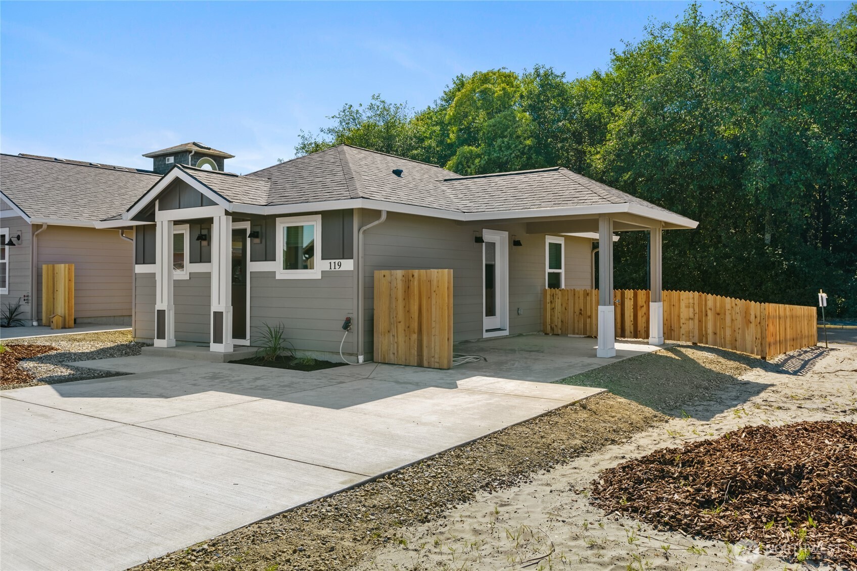 119 7th Street SW Long Beach WA 98631