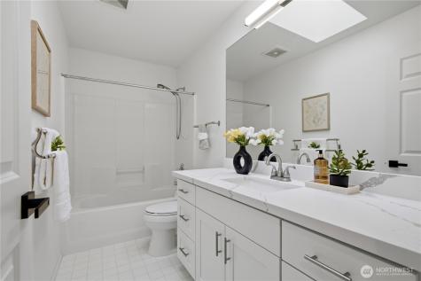 1527 233rd Place NE Sammamish WA 98074