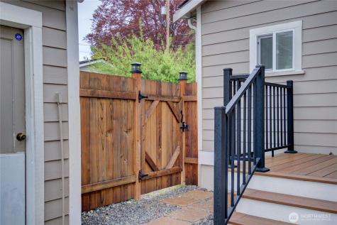 315 N Baker Street Mount Vernon WA 98273