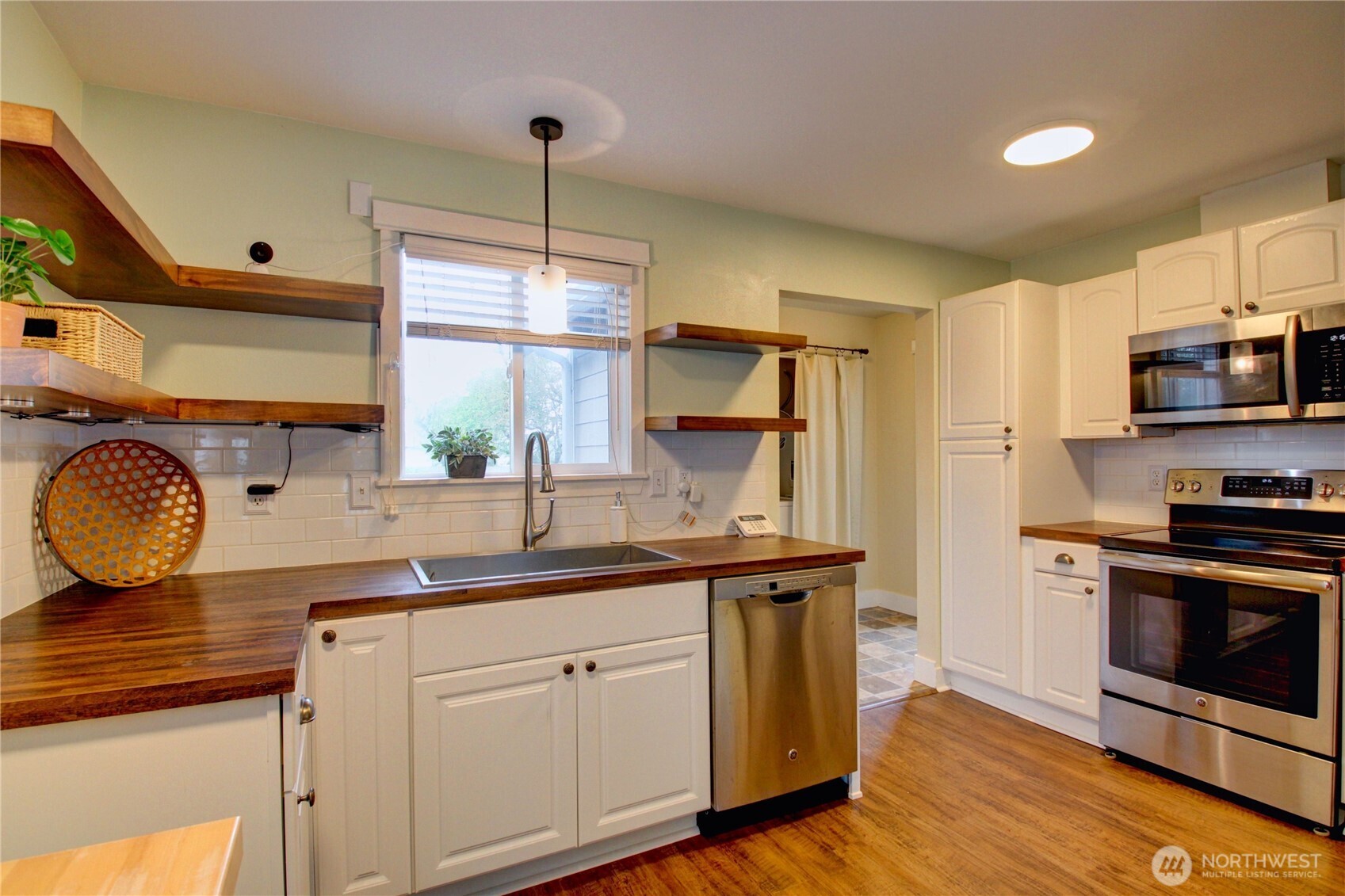 315 N Baker Street Mount Vernon WA 98273
