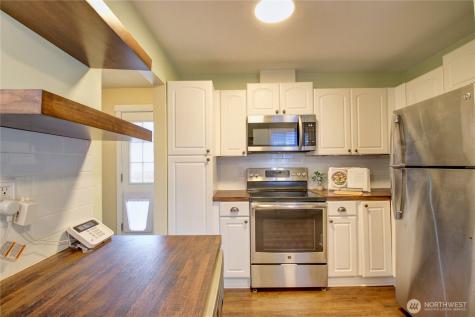 315 N Baker Street Mount Vernon WA 98273