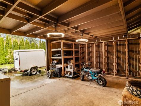 302 1st Avenue E Pacific WA 98047