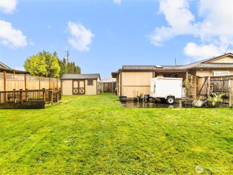 302 1st Avenue E Pacific WA 98047