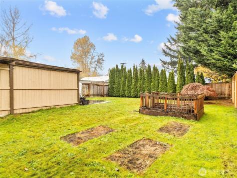 302 1st Avenue E Pacific WA 98047