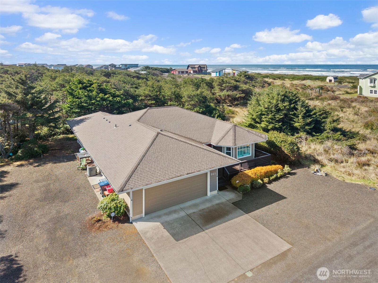 921 Pheasant Run Westport WA 98595