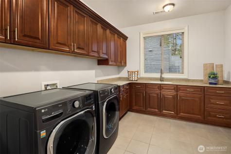 23420 SE 21st Court Sammamish WA 98075