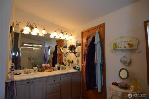 440 W Inlet Lane Sequim WA 98382