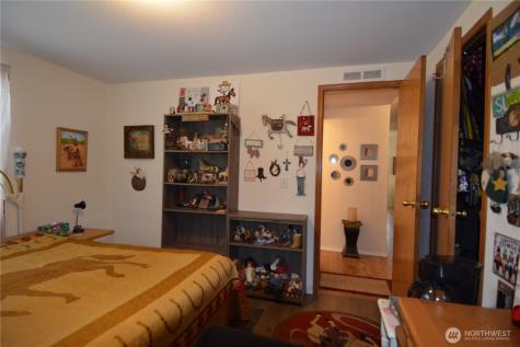 440 W Inlet Lane Sequim WA 98382