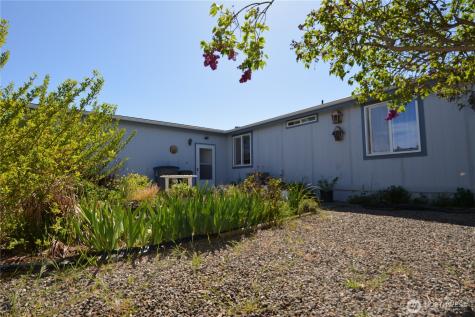 440 W Inlet Lane Sequim WA 98382