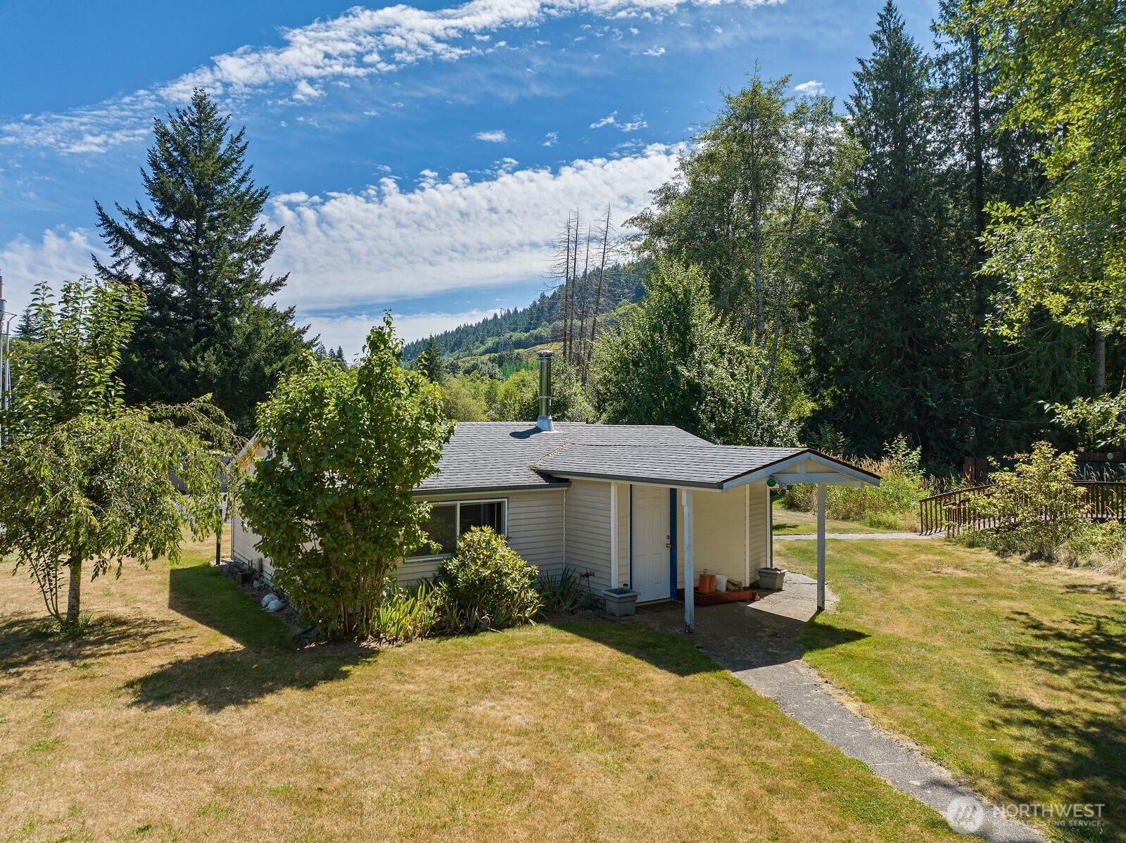 8643 Winslow Drive SW Olympia WA 98512