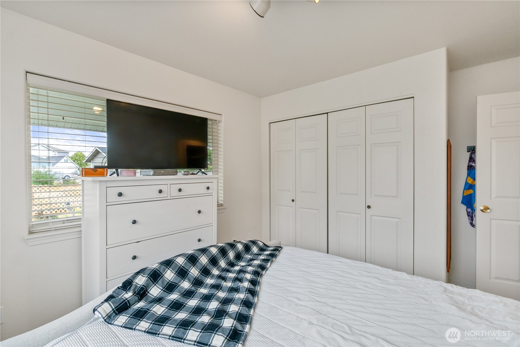 281 Cakesosta Street SE Ocean Shores WA 98569