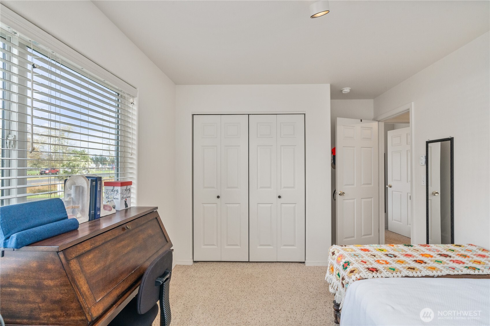 281 Cakesosta Street SE Ocean Shores WA 98569