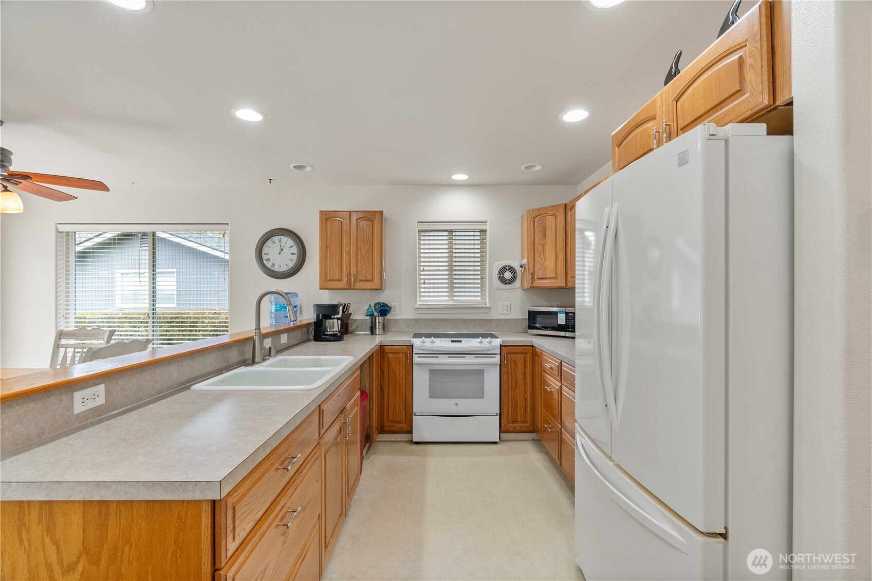 281 Cakesosta Street SE Ocean Shores WA 98569