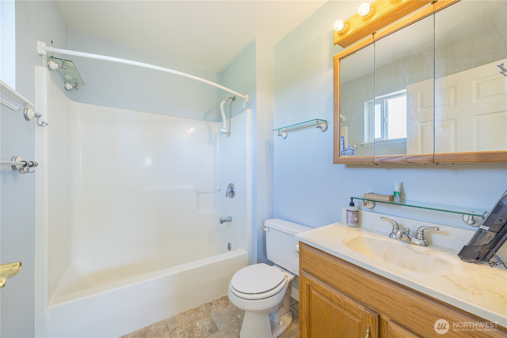80 Sunshine Plaza Sequim WA 98382