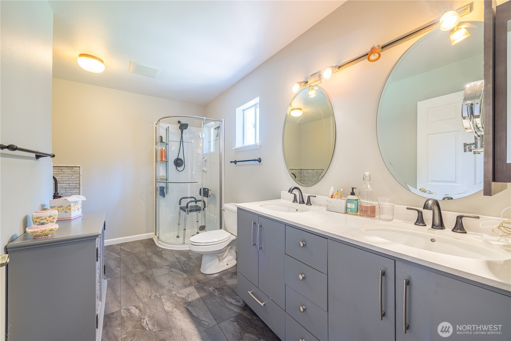 80 Sunshine Plaza Sequim WA 98382