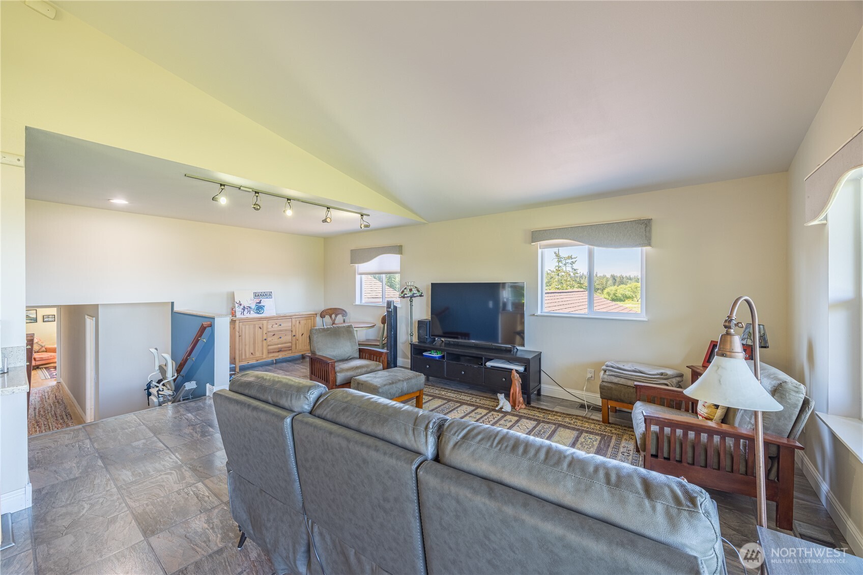 80 Sunshine Plaza Sequim WA 98382