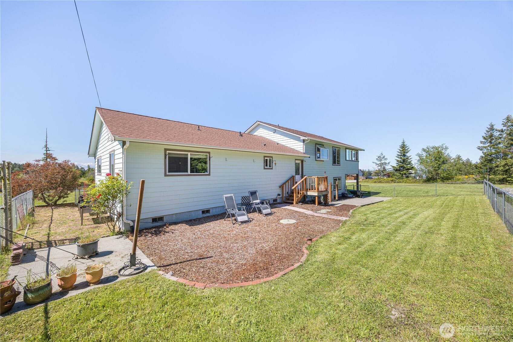 80 Sunshine Plaza Sequim WA 98382