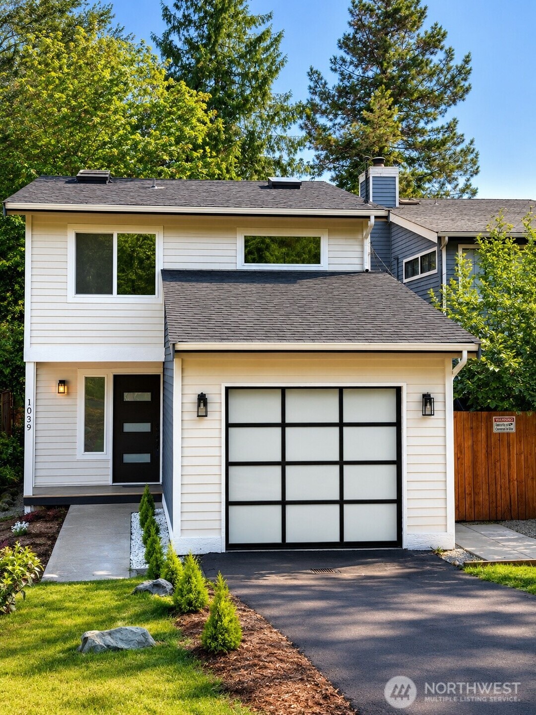 1039 NE 113th Street Seattle WA 98125