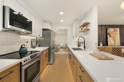 1039 NE 113th Street Seattle WA 98125