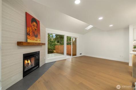 1039 NE 113th Street Seattle WA 98125