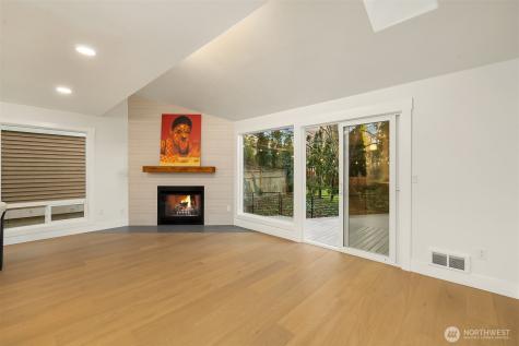 1039 NE 113th Street Seattle WA 98125