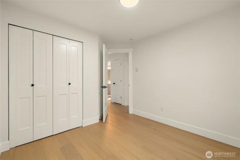 1039 NE 113th Street Seattle WA 98125