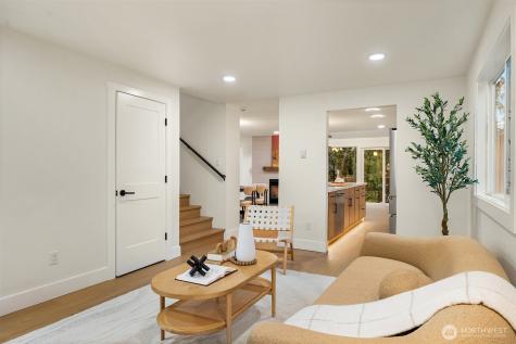 1039 NE 113th Street Seattle WA 98125